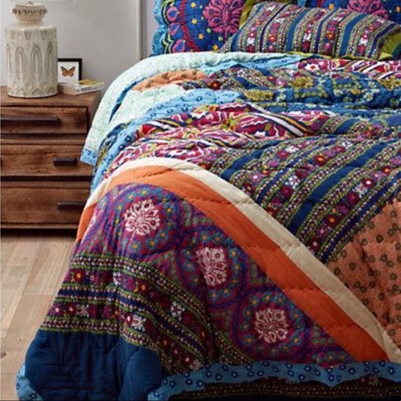 Anthropologie Other - Anthropologie “Wildfield” KING quilt